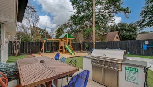 Spring Branch Paradise 4-BD Backyard Pool Oasis - Foto 2