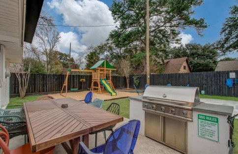 Spring Branch Paradise 4-BD Backyard Pool Oasis - Foto 2