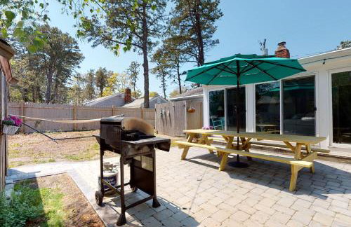 Cape Cod Beach Cottage - Foto 27