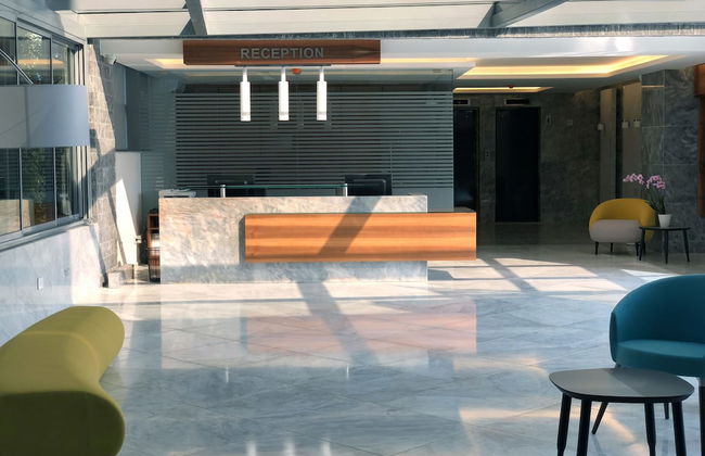 Grey Pearls Suites - Photo 2