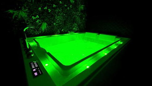 Private cottage with hot tub - Foto 3