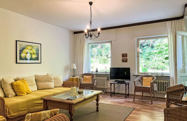 2 bedroom Apartment in Traben-Trarbach with garden - Photo 6