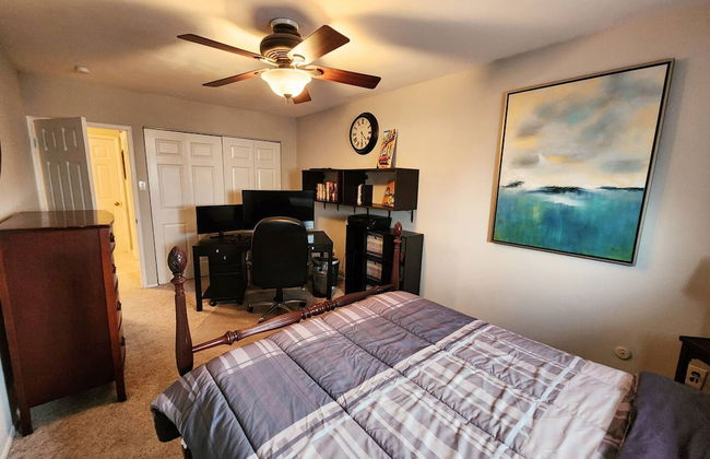 Beautiful APT W Office Area 2BR Long Term - Foto 15