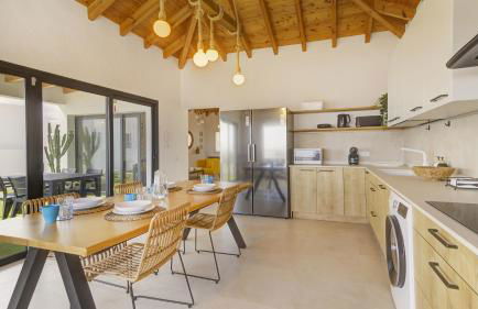 Sunshine The View Heated Pool Air-Con Adult only - Foto 9