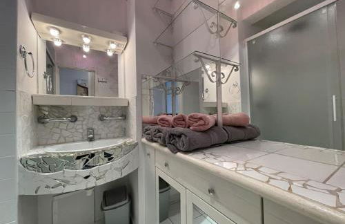 Duplex 70m2 - Vue Cité Mediévale - Parking gratuit - Foto 29