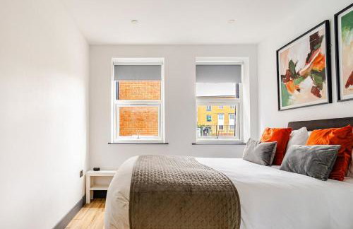 Luxury Apartment Close to Elstree & Borehamwood Station - Photo 14