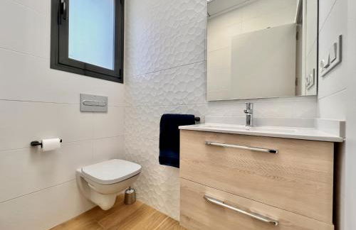 La Masion de Tout Seasonal Rental - Photo 4