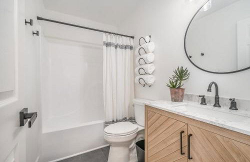 Lake Point Escape on Belews Lake - Foto 21