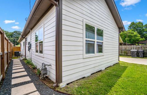 Intergalactic Abode at East Downtown - Foto 36