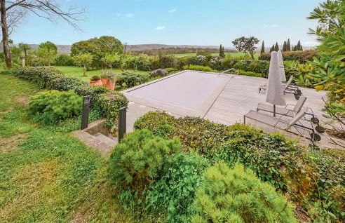 Gorgeous Home In Lussan With Wifi - Photo 14