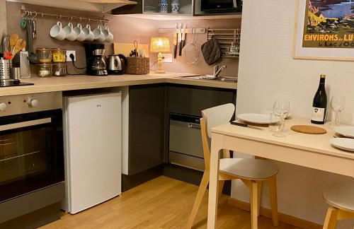 Newly Renovated Ground Floor Apartment close to Thermes - Foto 5