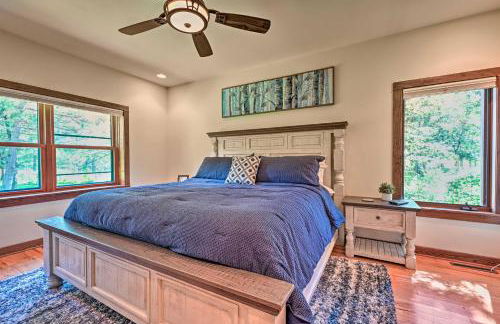 Nekoosa Golf Course Retreat with Hot Tub! - Foto 11