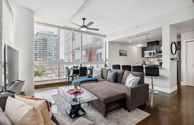 Luxury Condo Steps From Stampede Park - Photo 6