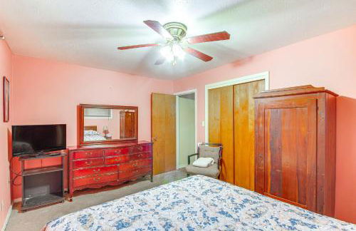 Inviting Vicksburg Home with Patio and Charcoal Grill! - Foto 12