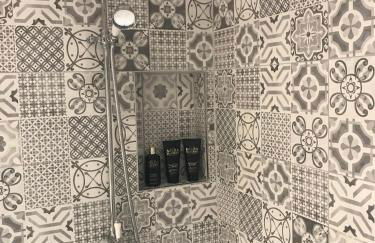 Heart of Henley 1 & 2 Bedroom Apartments - Foto 46