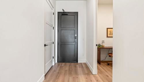 Emerald City in Downtown Eagle - Photo 5