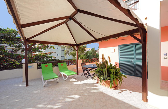 Nautilus Aparthotel - Photo 27