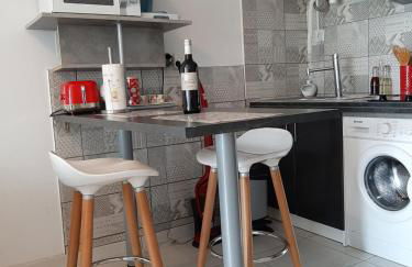 Studio avec jardinet clim parking - Foto 9