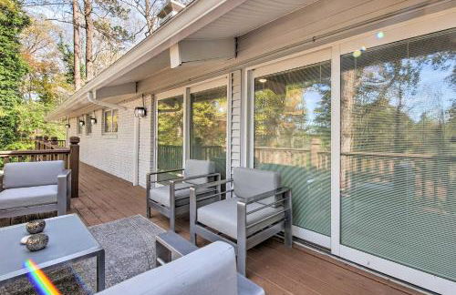Serene Home with Fire Pit, Deck and Easy Access to ATL - Foto 38