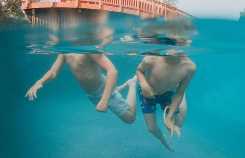 Serene Vineyard Chateau with Pool, Hot Tub, BBQ - Foto 3