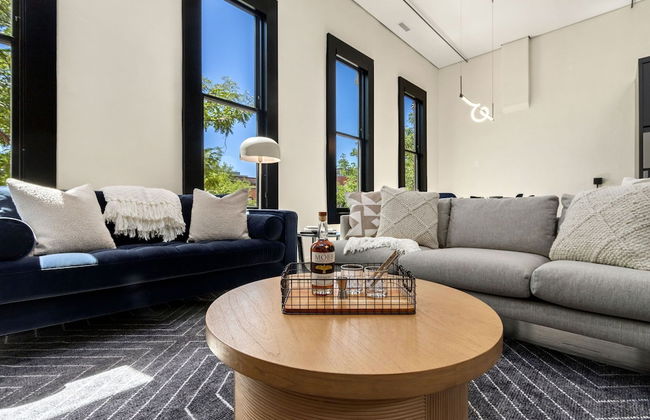 New! Modern Scandinavian Loft in Old Town Square - Photo 13