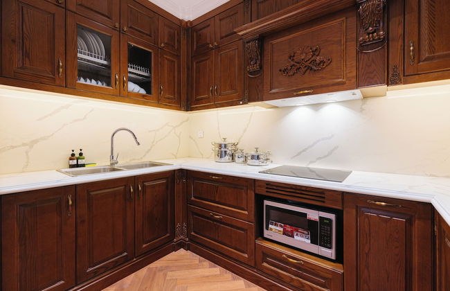 Luxe Paradise Suites Hotel - Photo 41