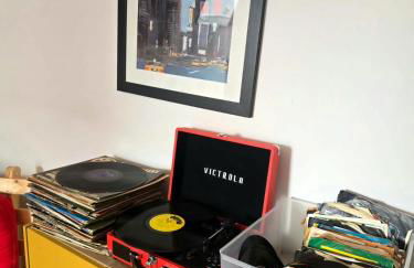 Inalong - Quirky property with sea views above an Ale House - Foto 5