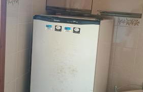 Casa com piscina para até 6 pessoas com duas camas de casal e sofá-cama casal - Foto 26