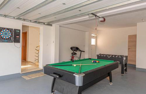 Villa Maria with Outdoor Pool - Foto 37