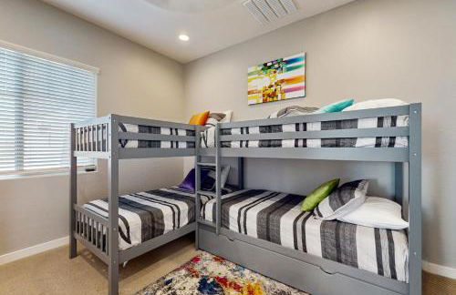 Pool, Hot Tub and Game Room! Spacious Buckeye Home - Foto 15