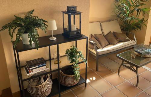 Apartamento lujo en primera línea de playa en Bahía de la Plata, Estepona - Photo 54