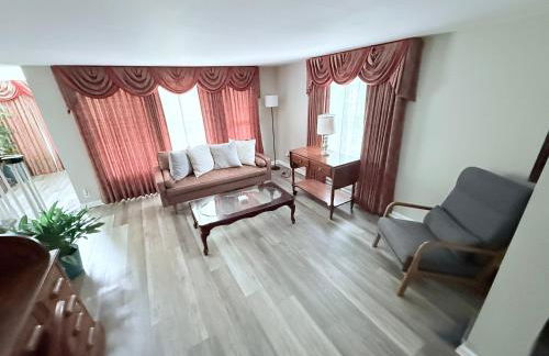 Peaceful 3BR Home Near SU, Sports Fields, Civic Center, Zoo & Ocean City - Foto 14