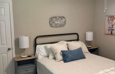 Charming 2 bed home - Close to Downtown Concord - Foto 18