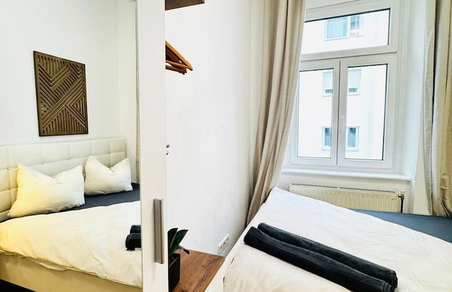 Comfy 4BR 10 Min Transport to Stadthalle - Photo 20