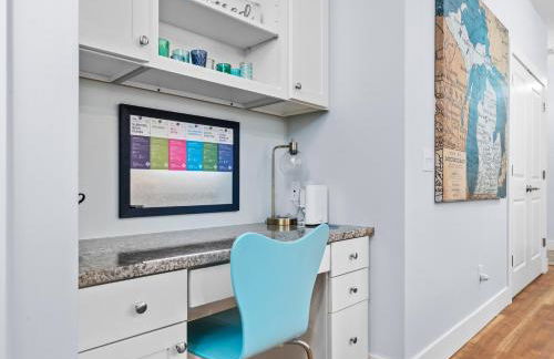 The Heart of TC 2BDR Ground Floor Condo in Downtown TC 2846 - Foto 2