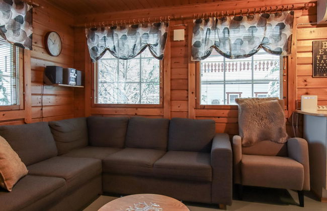 Aurinkoalppi 11a paritalon yläkerta - Foto 11