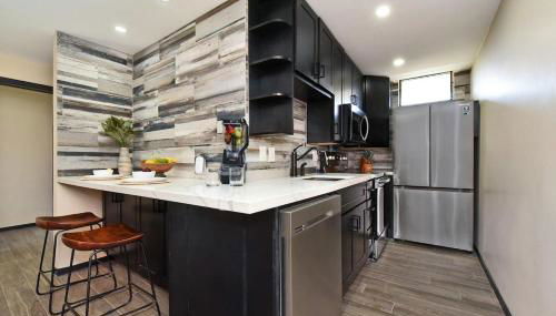 Nani Kai Hale 605 · NKH 605 Remodeled BeachFront w Pool AC Sandy - Foto 4