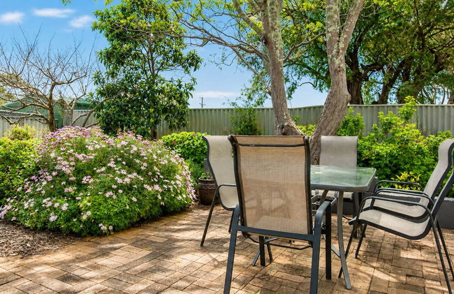 Relax and Unwind at Otters Retreat - Photo 9
