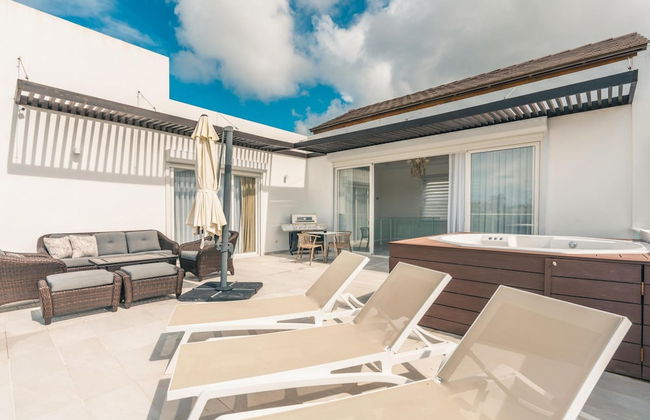 3br-penthouse w Jacuzzi Incl at Lake View - Foto 28