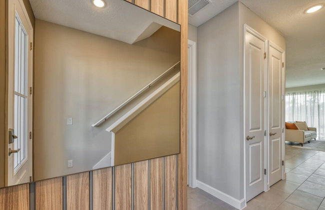 Spacious Villa With Themed Bedrooms and Private Pool - Photo 14