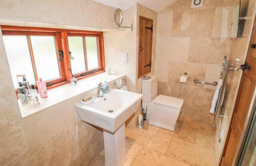 The Cow Barn - Photo 13