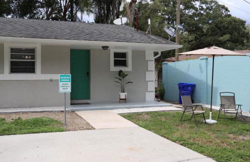 Hidden Emerald-Apartment with Kitchen and Laundry - Foto 10