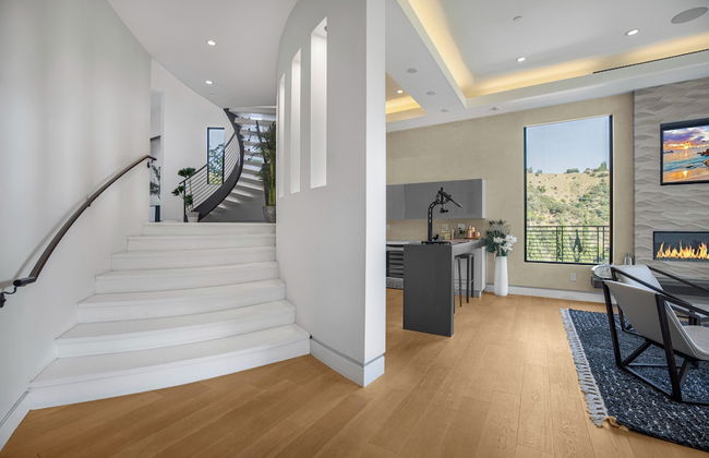 Zorada - Private Hollywood Hills Luxury With Endless Amenities and City Views - Photo 51