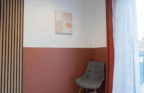 CitizenHouse Anzin - 4 Studios - 15 à 36m2 - Jardin - Terrasse - Accès autonome - WiFi - Netflix - Foto 48