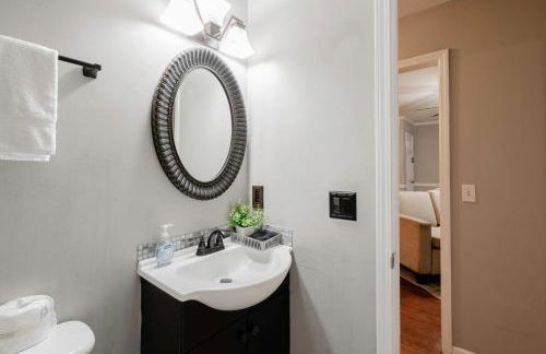 Dutch Creek Cottage- 10 mins to Lake Murray! - Foto 32