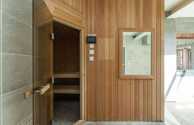 Villa Stay With Pool & Sauna - Foto 34