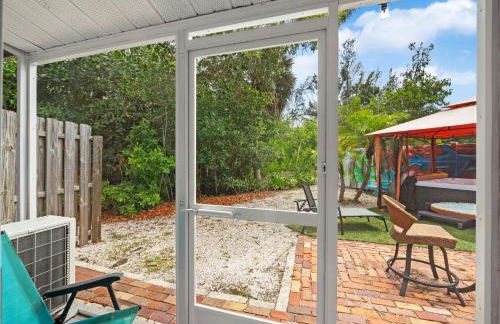 Modern Bright Escape Mins Beach, Pool, Hot Tub - Foto 21