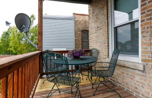 Wrigley Oasis! Steps from the Field! - 3BD 1BA - Foto 6