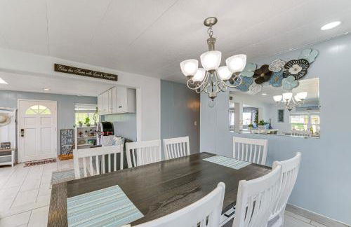 Peaceful Eureka Beach Cottage with 30-Foot Dock - Foto 8