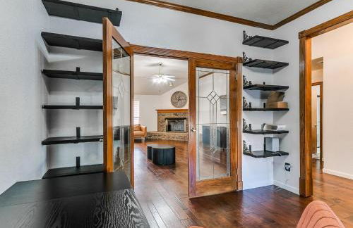 Sleek 4BR OKC Stay by StayLage - Photo 25